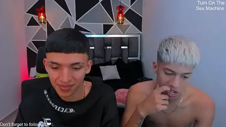 Juan_Nd_Steven — webcam model online on stripchat