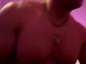 hungkingg222 — Chaturbate stream photo (Mar 2025)