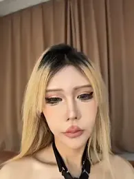 idwenwen666 — webcam model online on stripchat