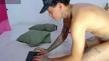 Aronjusting — Stripchat stream photo (Aug 2026)