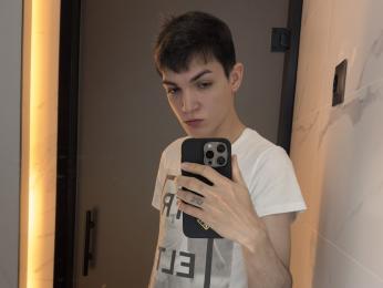 MatthewTwitty — webcam model online on livejasmin