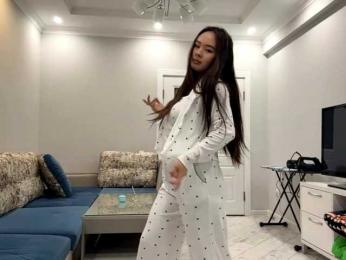 LatrishaAltigs — Bongacams stream photo (Mar 2026)