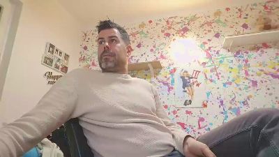 _BruceStrong_ — Cam4 stream photo (Apr 2026)