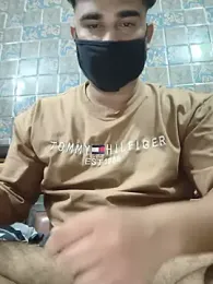 BeardKingoBack — Stripchat stream photo (Aug 2026)