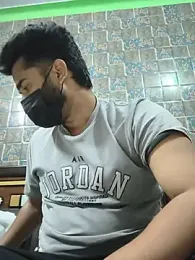 BeardKingoBack — Stripchat stream photo (Aug 2026)