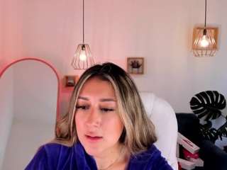 dina-ride — Camsoda stream photo (Apr 2026)