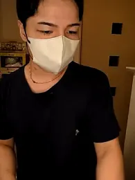 kqitooo — Stripchat stream photo (Apr 2026)