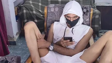 zihan777 — Stripchat stream photo (May 2026)