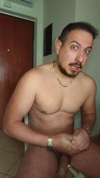 Legolar — webcam model online on cam4
