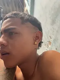 Antonelo_blake — webcam model online on stripchat