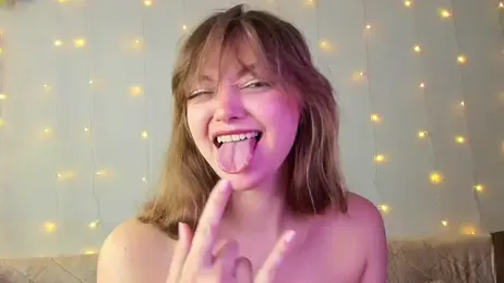 May_Flower — Stripchat stream photo (Aug 2026)