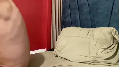 WildLogan — webcam model online on stripchat