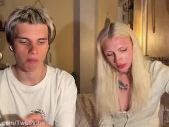 twl8vibe — Chaturbate stream photo (Apr 2026)