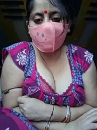 indiancouple659 — Stripchat stream photo (May 2026)