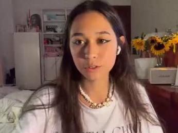 tacyleemon — webcam model online on chaturbate