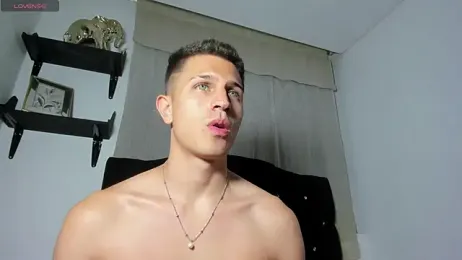 kevin_ahss — webcam model online on stripchat