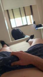 Vctr22 — webcam model online on cam4