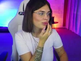 viola_054 — Chaturbate stream photo (Sep 2026)