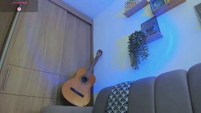 alejandro_stark — Cam4 stream photo (Apr 2026)