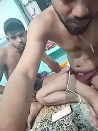 Hotraj24 — webcam model online on stripchat