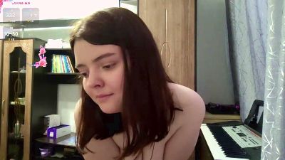 LouraTheberge — Cam4 profile photo