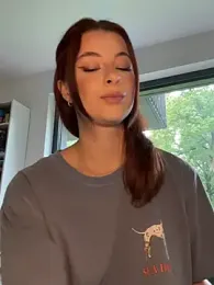 Mia-Rey — Stripchat stream photo (Aug 2026)
