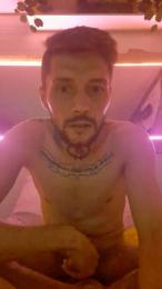 jose6371 — webcam model online on cam4