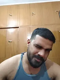 Yourguys21 — webcam model online on stripchat