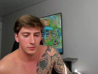 krishort — Chaturbate stream photo (Apr 2026)