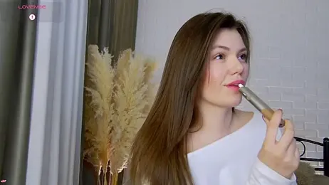 _RiverLov — Stripchat stream photo (Apr 2026)