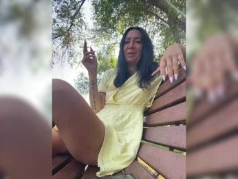 TRULIULIUSHA — webcam model online on bongacams