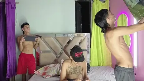 777_camilo — webcam model online on stripchat