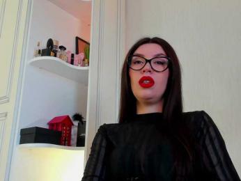 Femdomheels — webcam model online on bongacams
