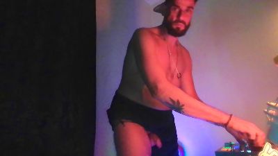GuyST — Cam4 stream photo (Oct 2026)