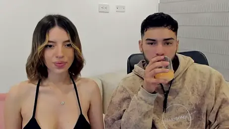 savage_sweethearts — Stripchat stream photo (May 2025)