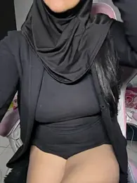 Jameela — webcam model online on stripchat