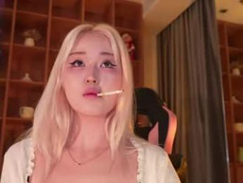 seduza_hyun — webcam model online on chaturbate