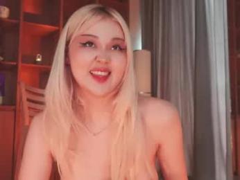 seduza_hyun — webcam model online on chaturbate