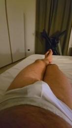 fonzieperver — webcam model online on cam4