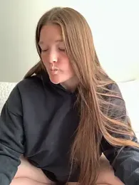 PussiesnCream_ — Stripchat stream photo (Apr 2026)