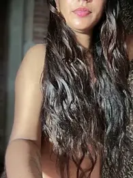 4U143 — webcam model online on stripchat