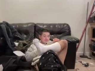 mrshyboy32 — webcam model online on camsoda