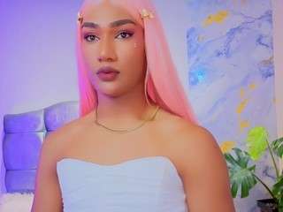 melodyhantz — webcam model online on camsoda