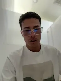 TavoHot_ — webcam model online on stripchat