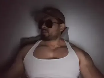 marcus002001 — Stripchat stream photo (Mar 2026)