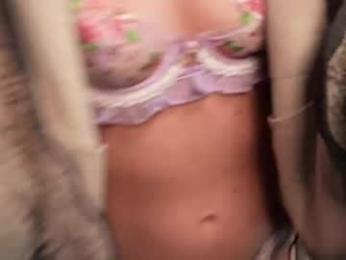 blondefoxsilverfox — Chaturbate stream photo (Apr 2026)