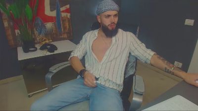 OscarWills — Cam4 stream photo (May 2026)