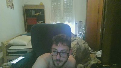 teuz90 — Cam4 stream photo (Apr 2026)