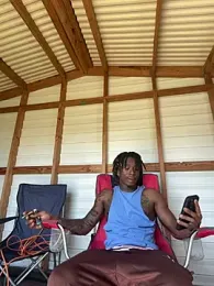 Thirdlegsuave — Stripchat stream photo (Apr 2026)