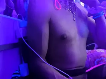 gurlnips — Stripchat stream photo (Apr 2026)